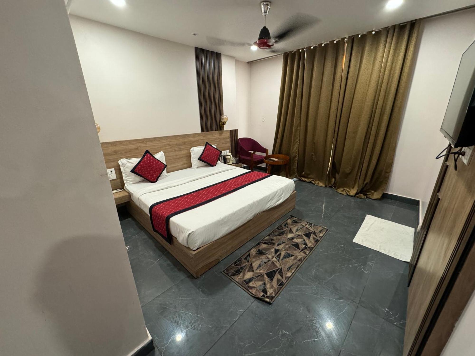 Namay Inn By T And M Hotels Haridwār Extérieur photo